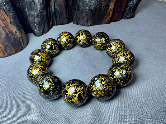 Shell-Lacquer Inaly Bracelet